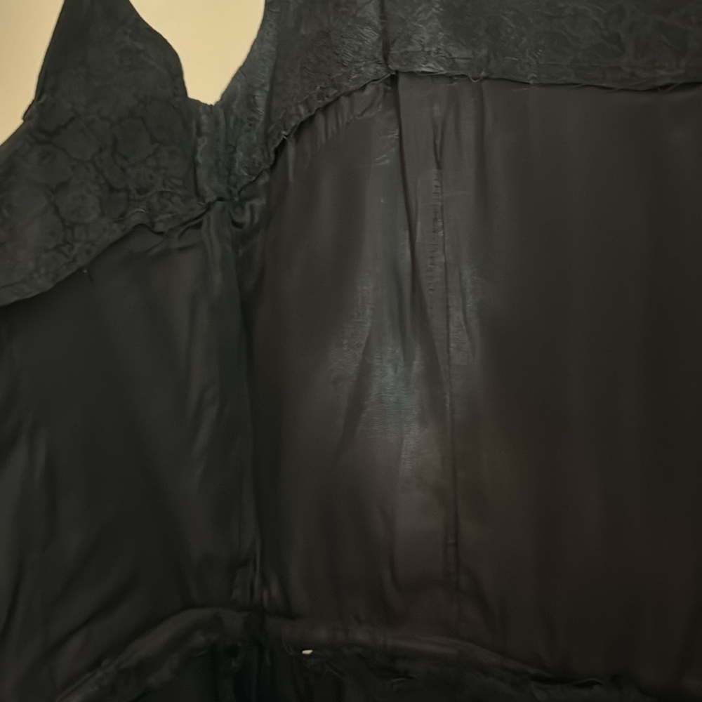 Vintage Jackie O/Audrey Hepburn '60s 'Little black dress' with jacket - Picture 9 of 15